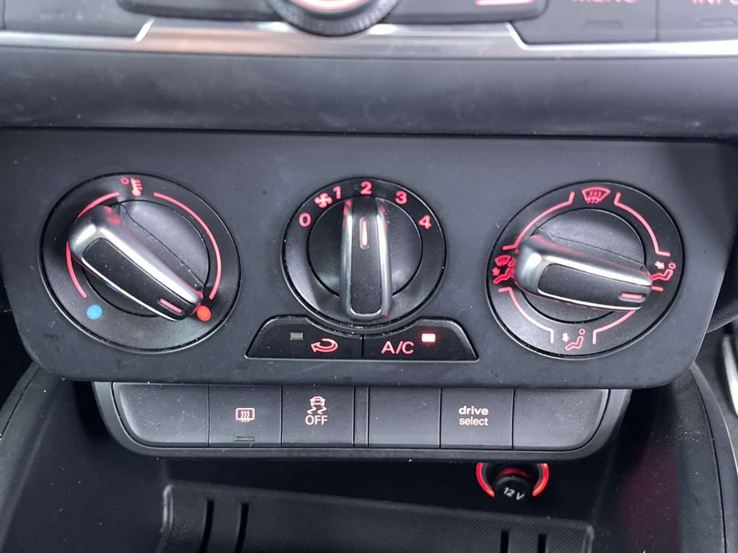 Used Audi A1 2017 for sale - 76558359: Photo 43