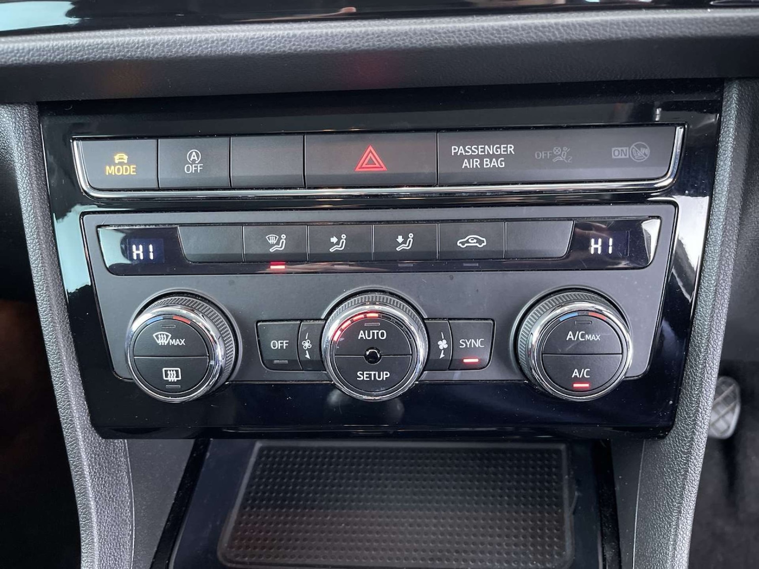 Used SEAT Leon 2018 for sale - 77240437: Photo 43