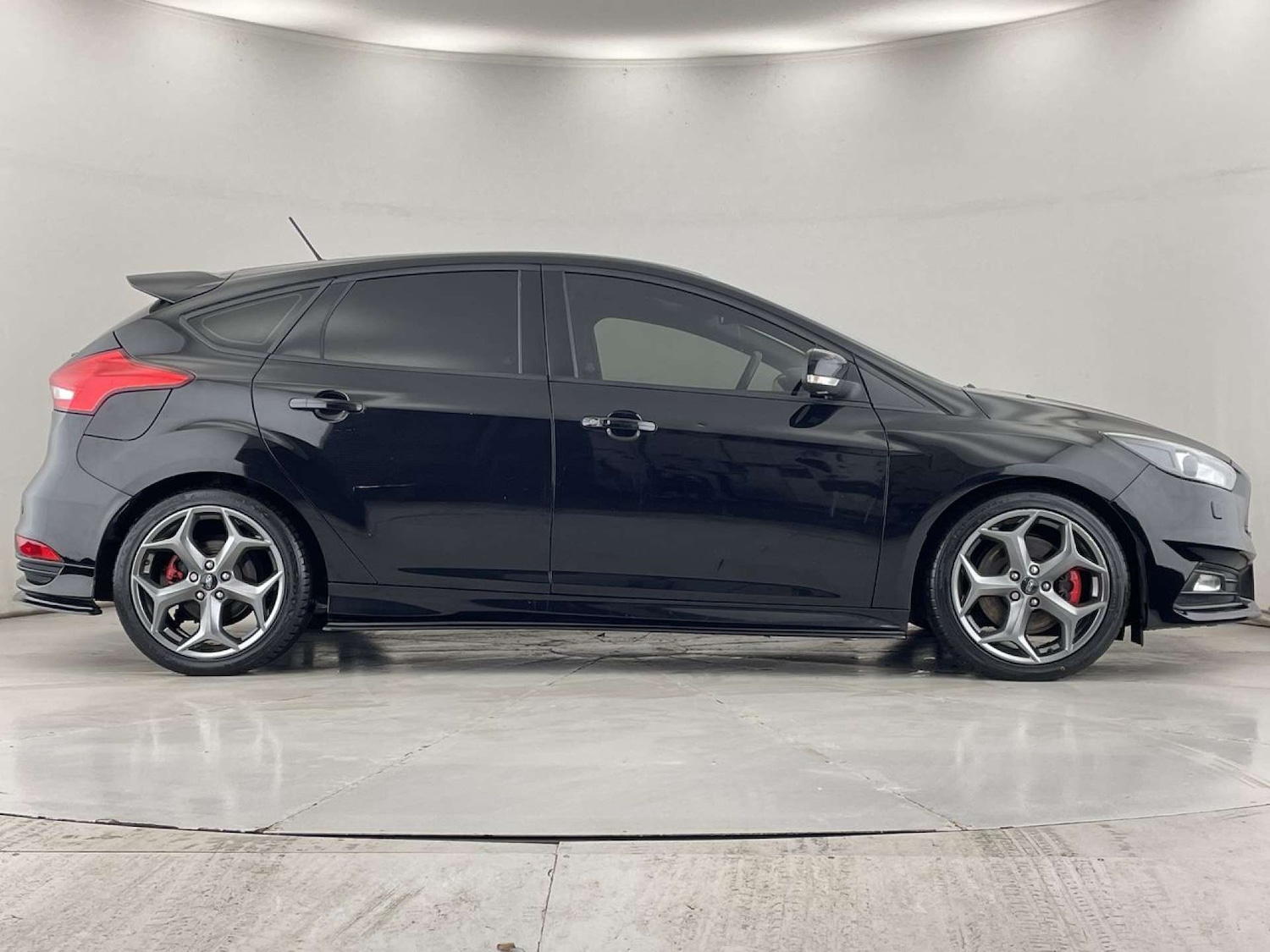 Used Ford Focus 2017 for sale - 77221042: Photo 15