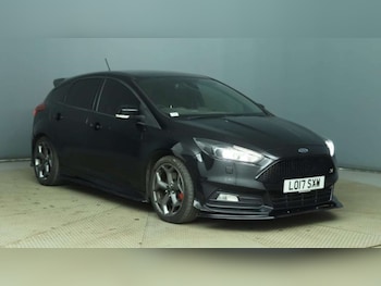 Used Ford Focus 2017 for sale - 77221042: Photo