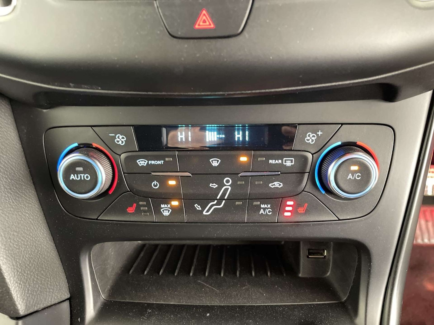 Used Ford Focus 2017 for sale - 77221042: Photo 43