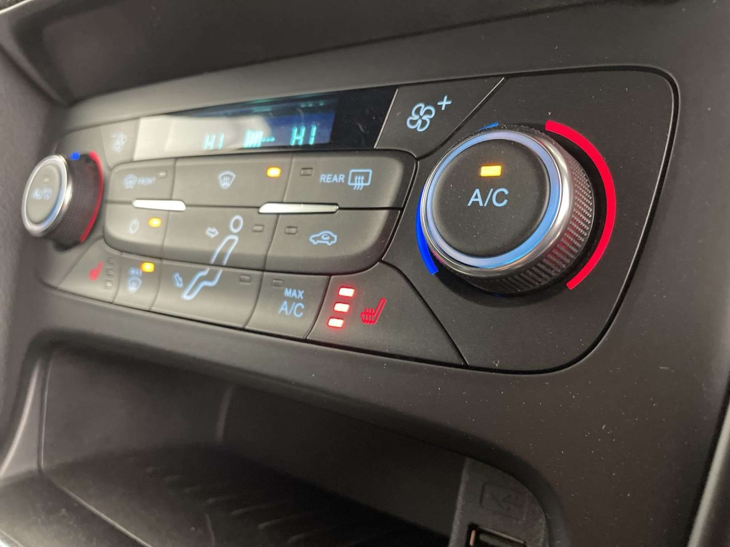 Used Ford Focus 2017 for sale - 77221042: Photo 55