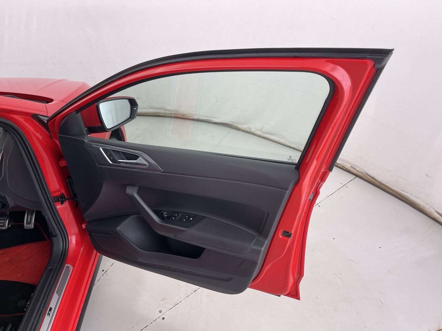 Used Volkswagen Polo 2018 for sale - 76509332: Photo 29