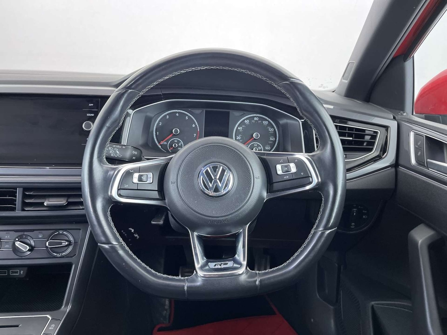 Used Volkswagen Polo 2018 for sale - 76509332: Photo 36