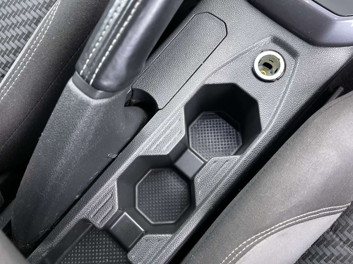 Used Volkswagen Polo 2018 for sale - 76509332: Photo 48