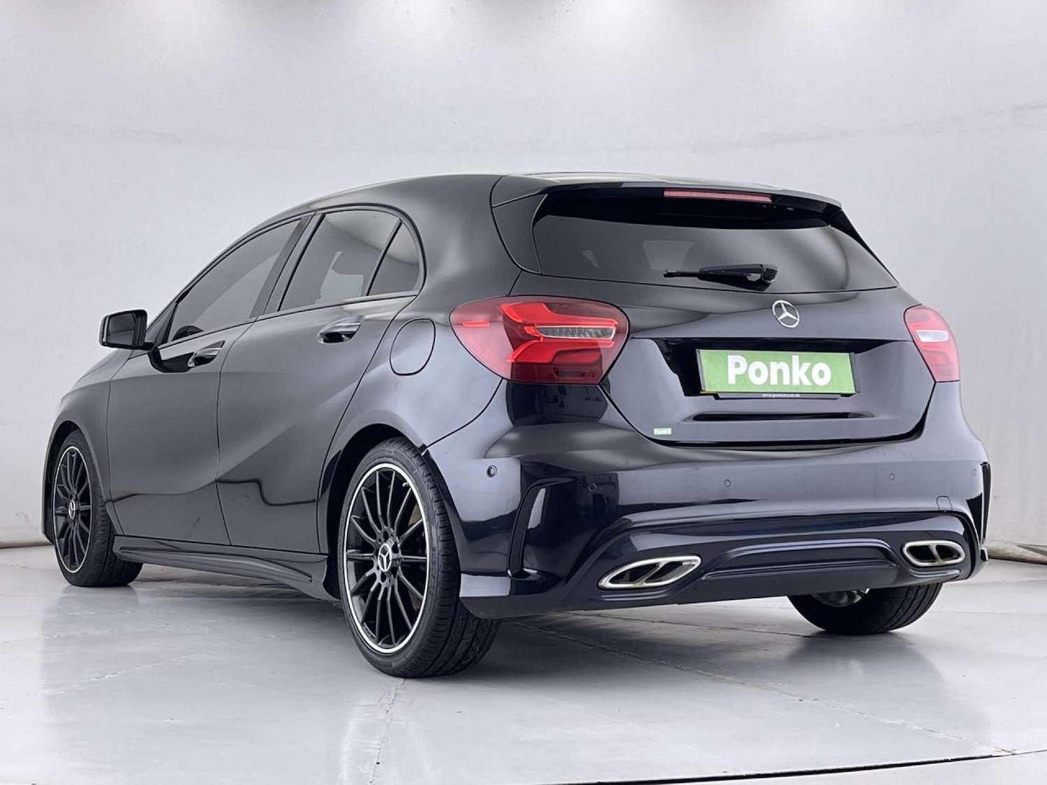 Used Mercedes-Benz A-Class 2018 for sale - 76402708: Photo 3