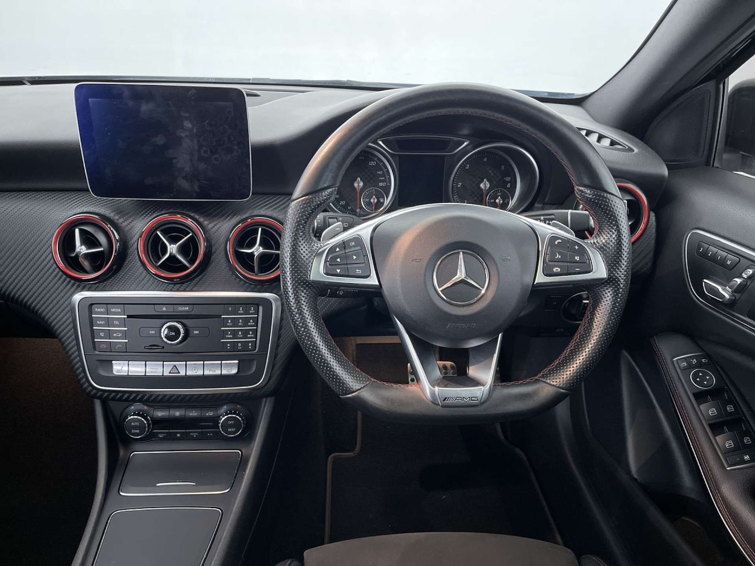 Used Mercedes-Benz A-Class 2018 for sale - 76402708: Photo 35