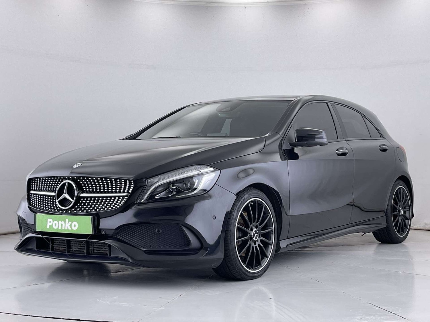 Used Mercedes-Benz A-Class 2018 for sale - 76402708: Photo 4