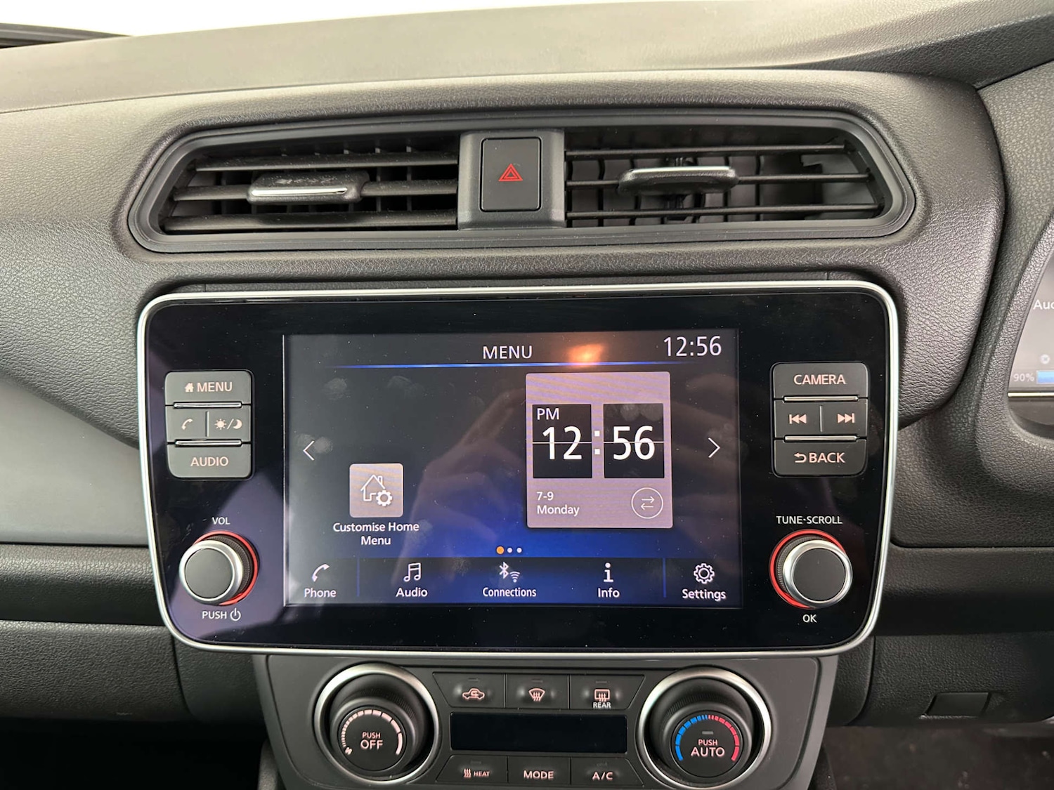 Used Nissan Leaf 2021 for sale - 77967960: Photo 14