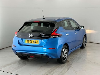 Used Nissan Leaf 2021 for sale - 77967960: Photo