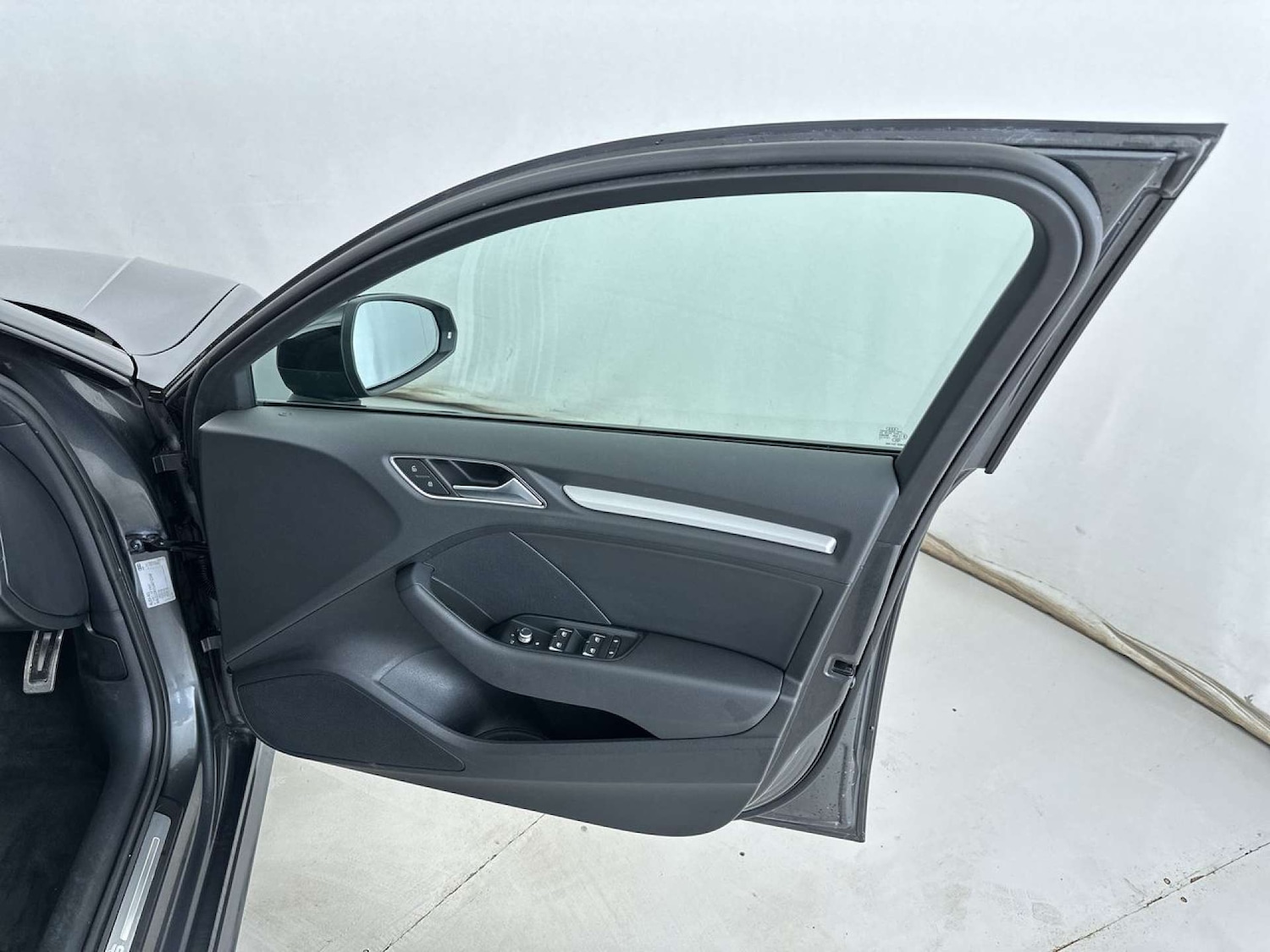 Used Audi A3 2017 for sale - 77583947: Photo 29