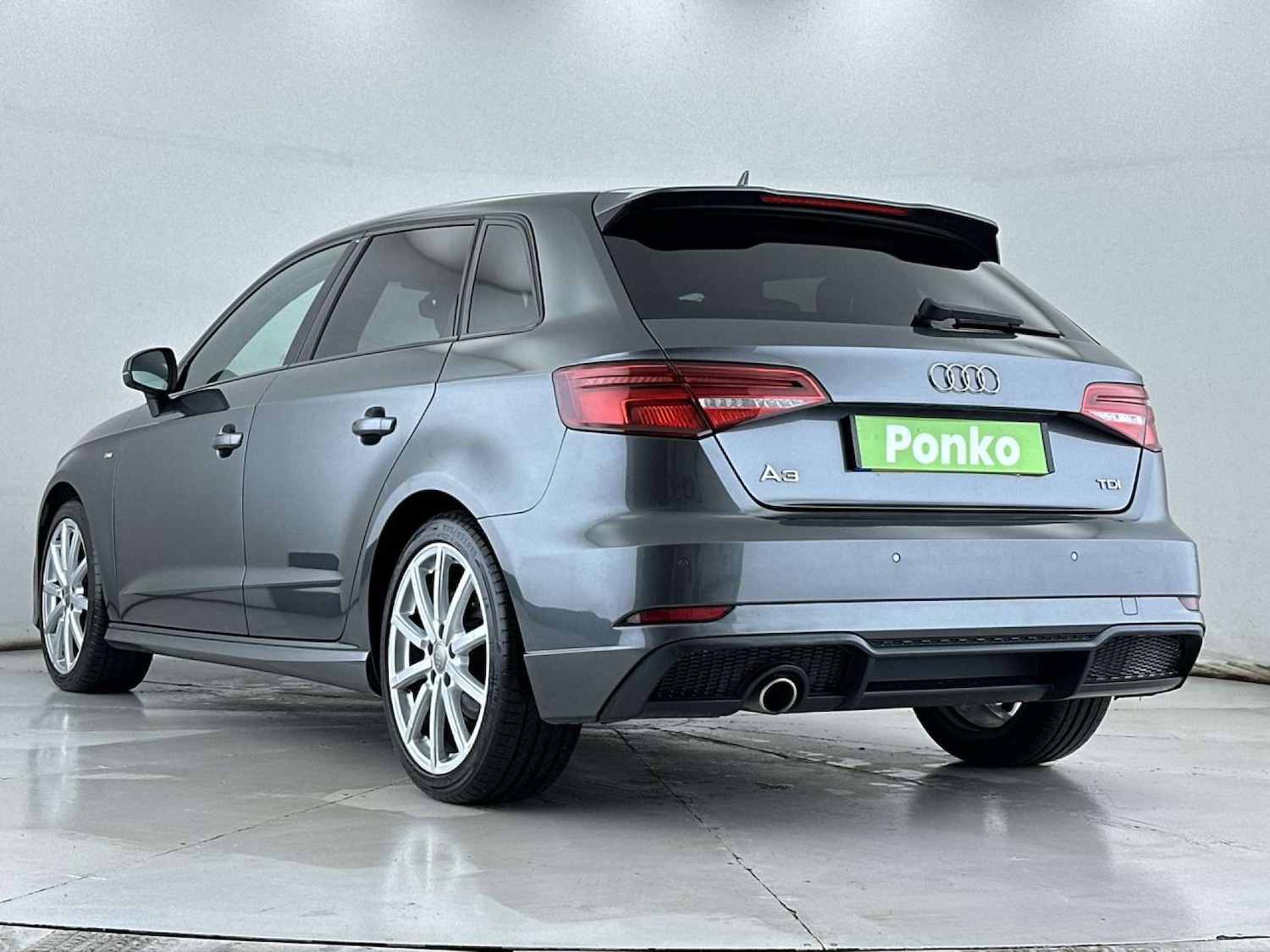 Used Audi A3 2017 for sale - 77583947: Photo 3