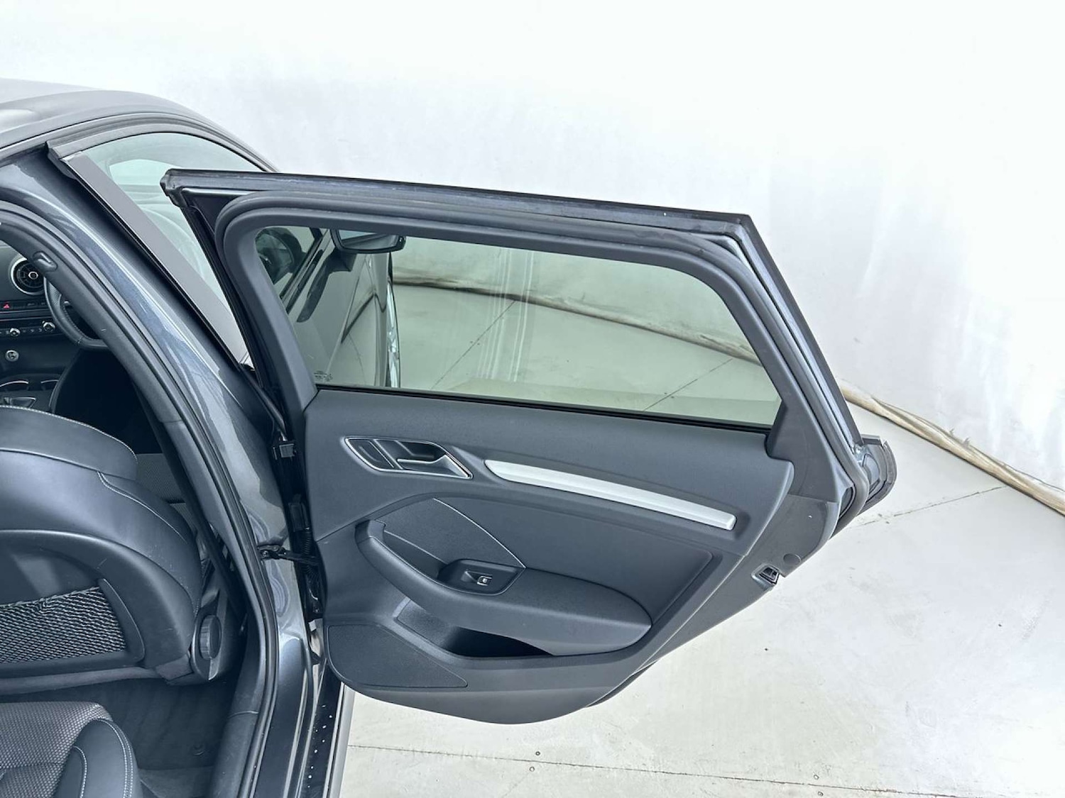 Used Audi A3 2017 for sale - 77583947: Photo 30