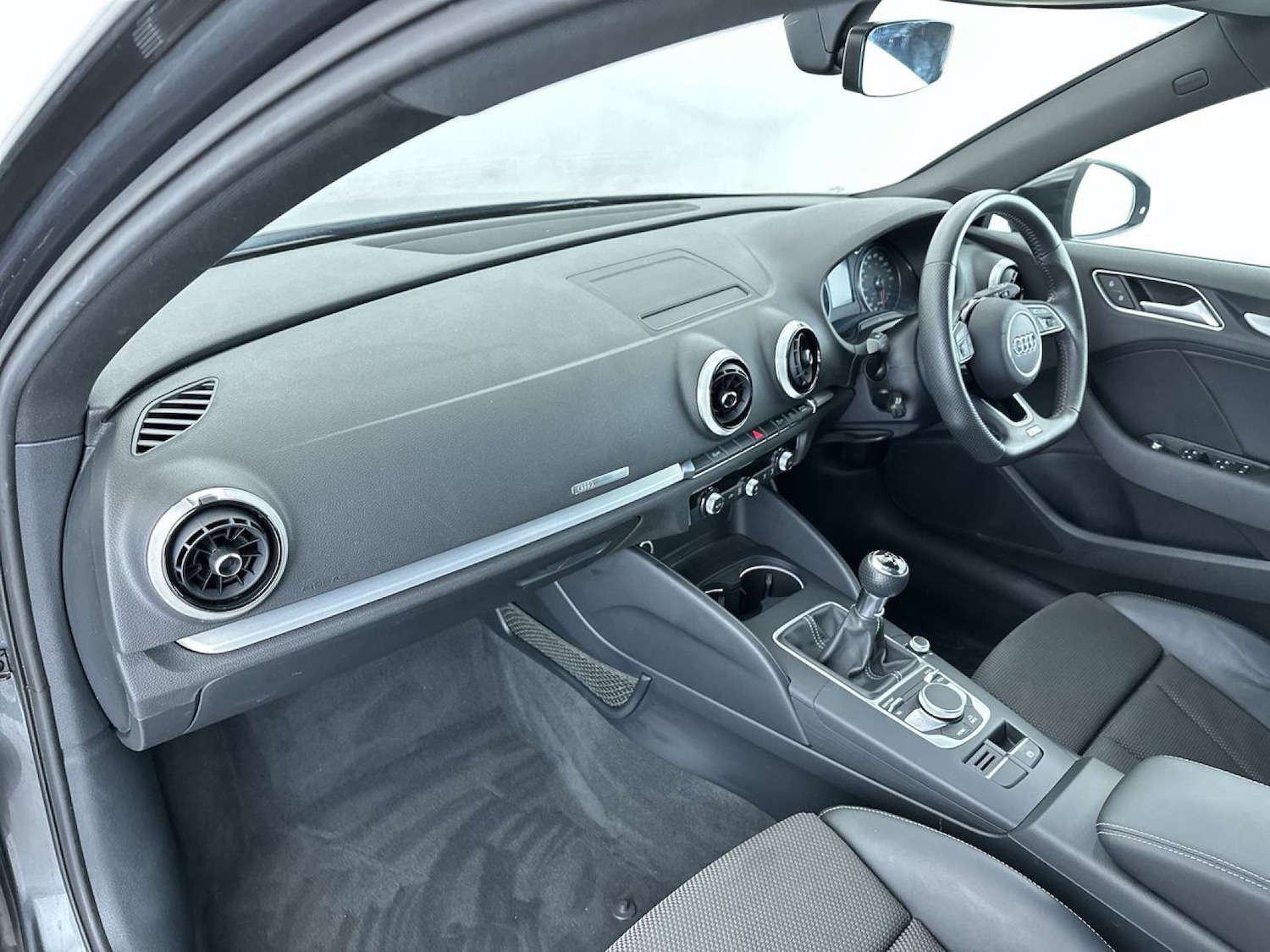 Used Audi A3 2017 for sale - 77583947: Photo 32