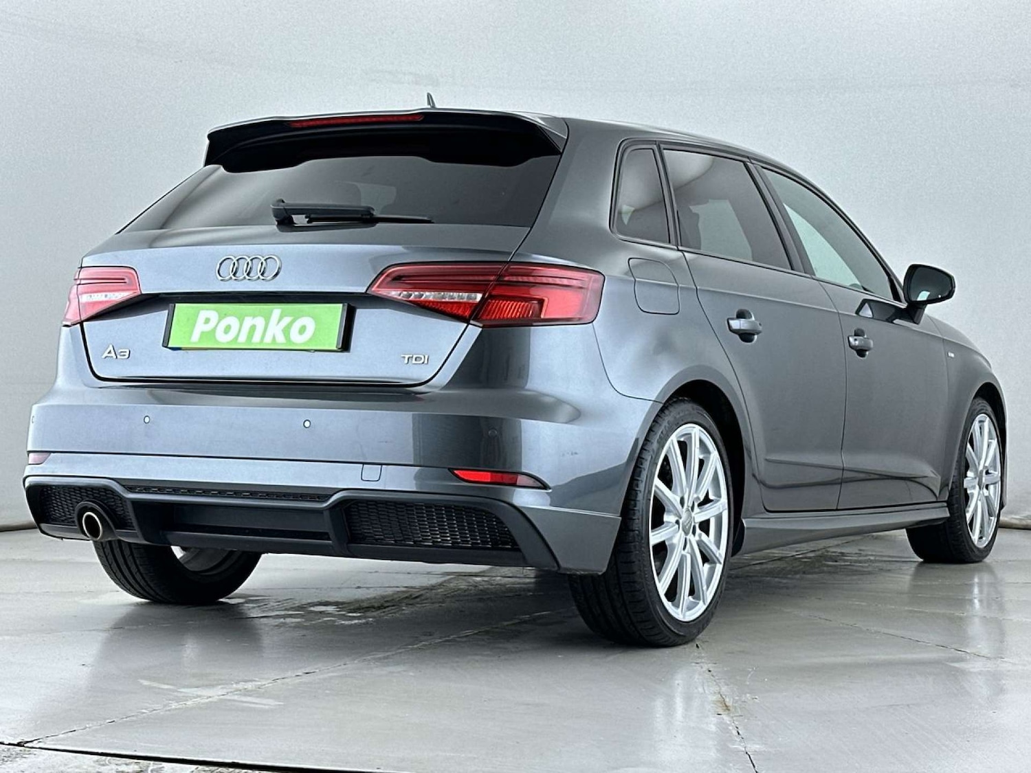 Used Audi A3 2017 for sale - 77583947: Photo 5