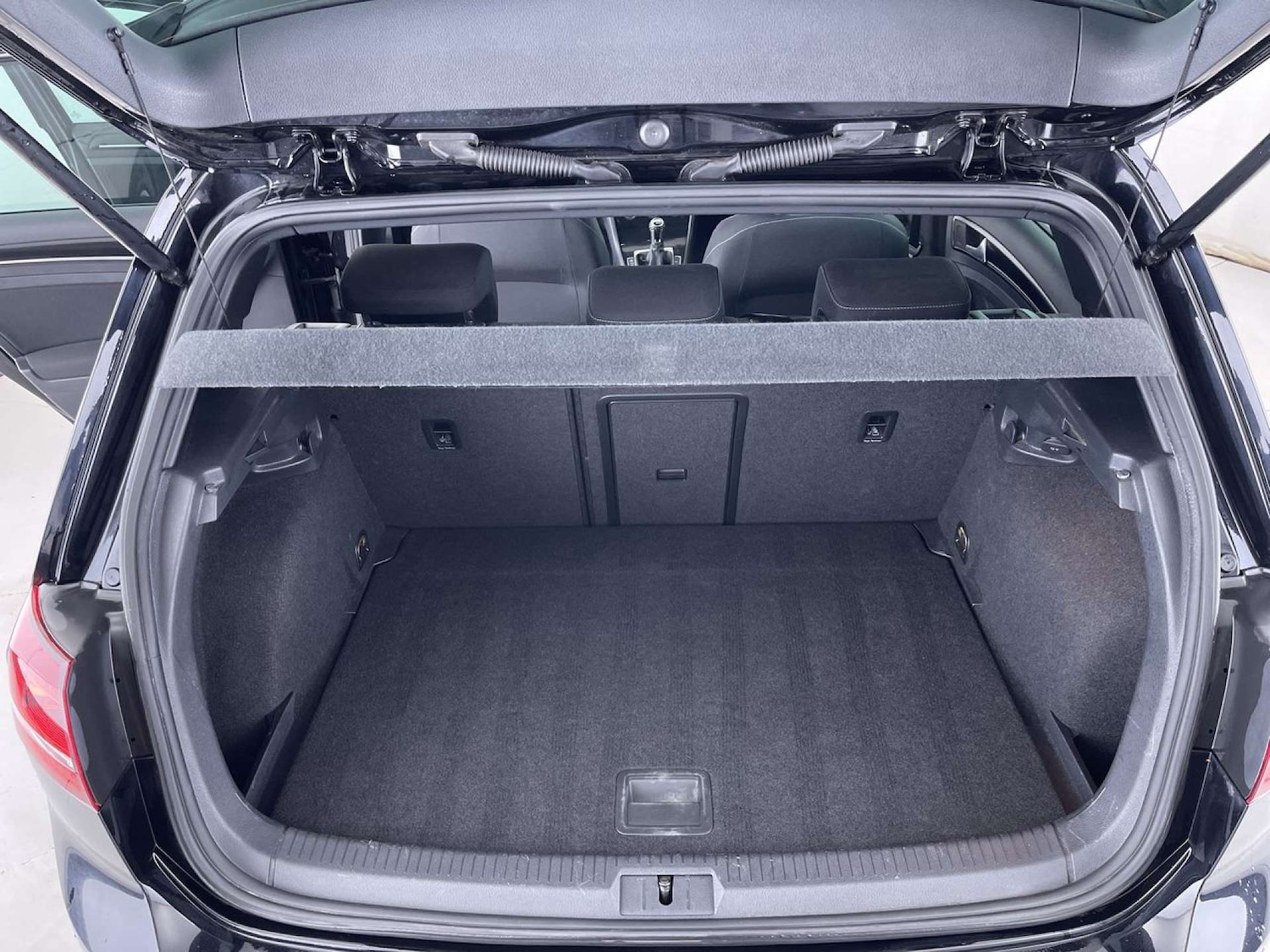 Used Volkswagen Golf 2015 for sale - 76385776: Photo 10