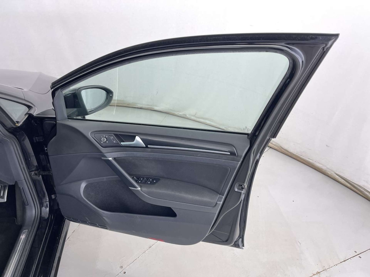 Used Volkswagen Golf 2015 for sale - 76385776: Photo 29