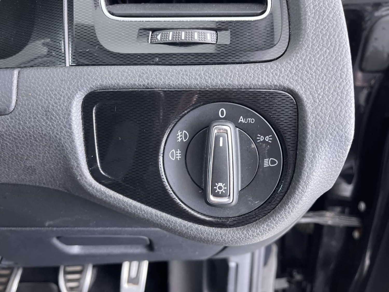 Used Volkswagen Golf 2015 for sale - 76385776: Photo 47