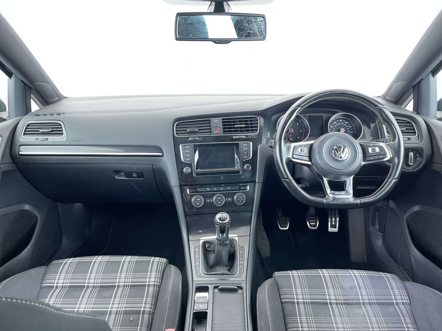 Used Volkswagen Golf 2015 for sale - 76385776: Photo 8