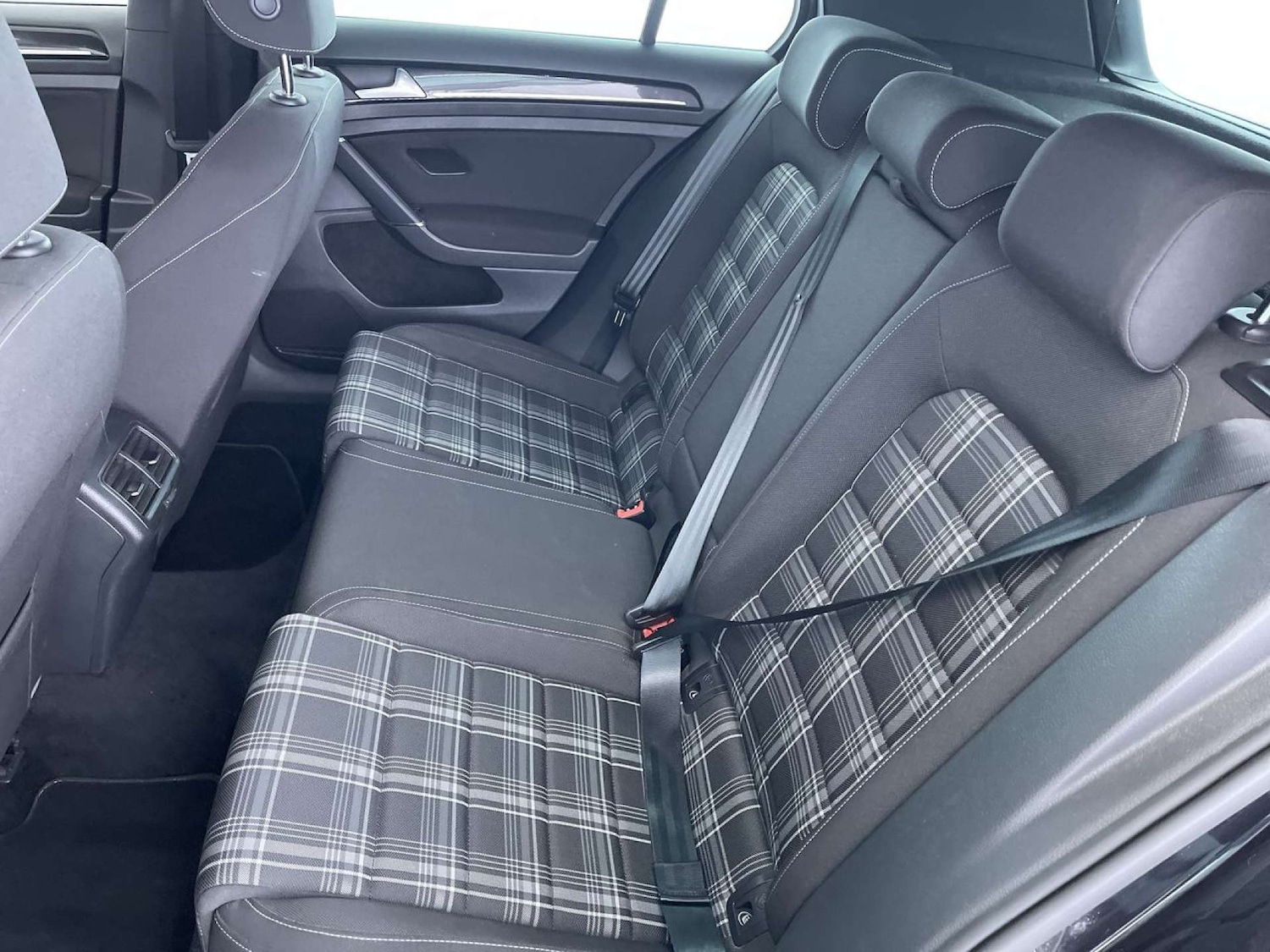 Used Volkswagen Golf 2015 for sale - 76385776: Photo 9