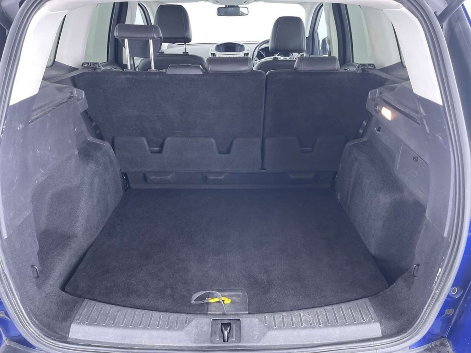 Used Ford Kuga 2015 for sale - 77297275: Photo 10