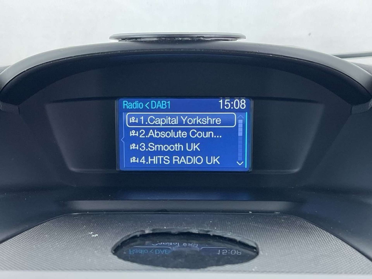 Used Ford Kuga 2015 for sale - 77297275: Photo 39