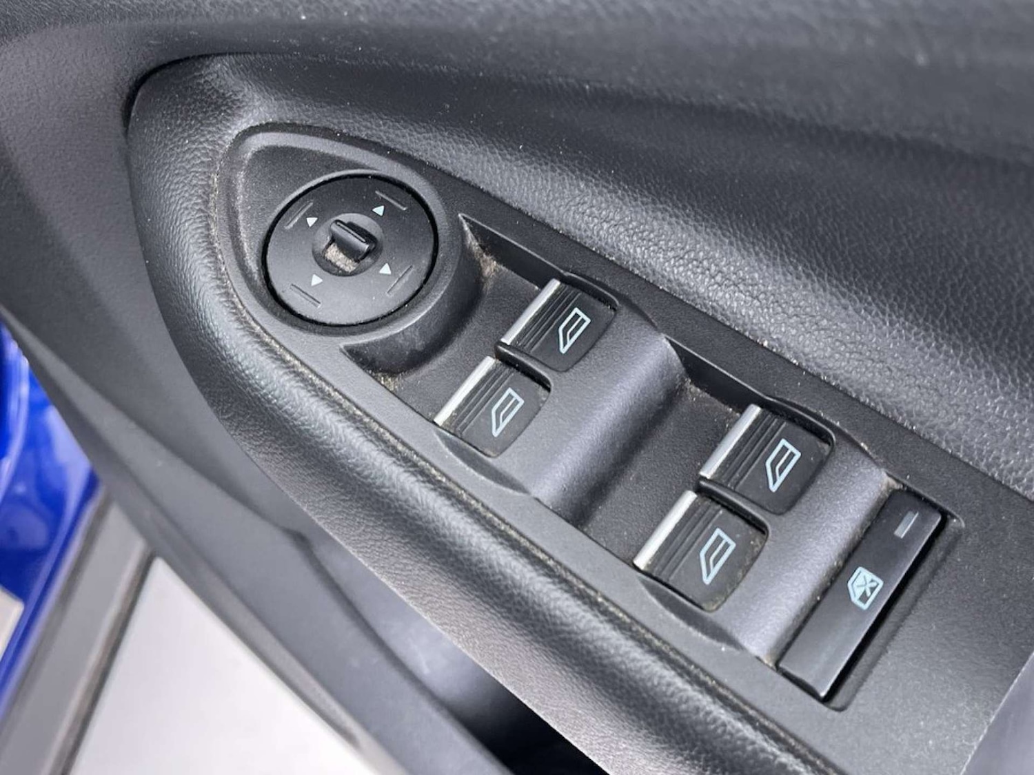 Used Ford Kuga 2015 for sale - 77297275: Photo 47