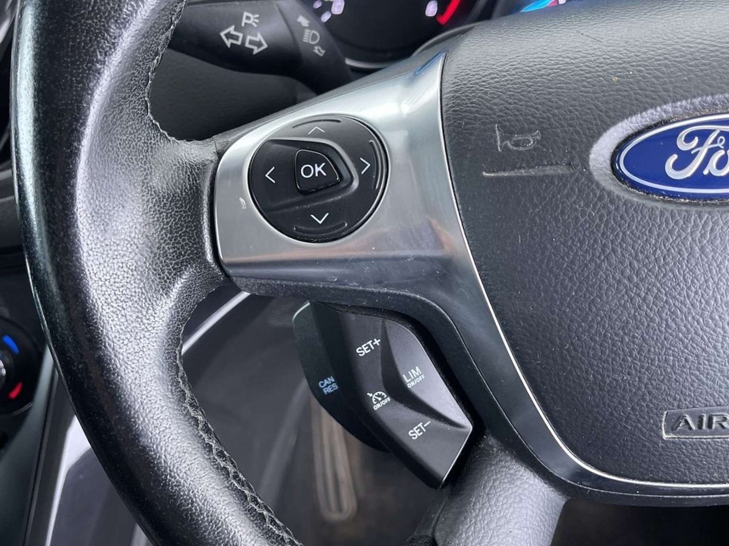 Used Ford Kuga 2015 for sale - 77297275: Photo 48