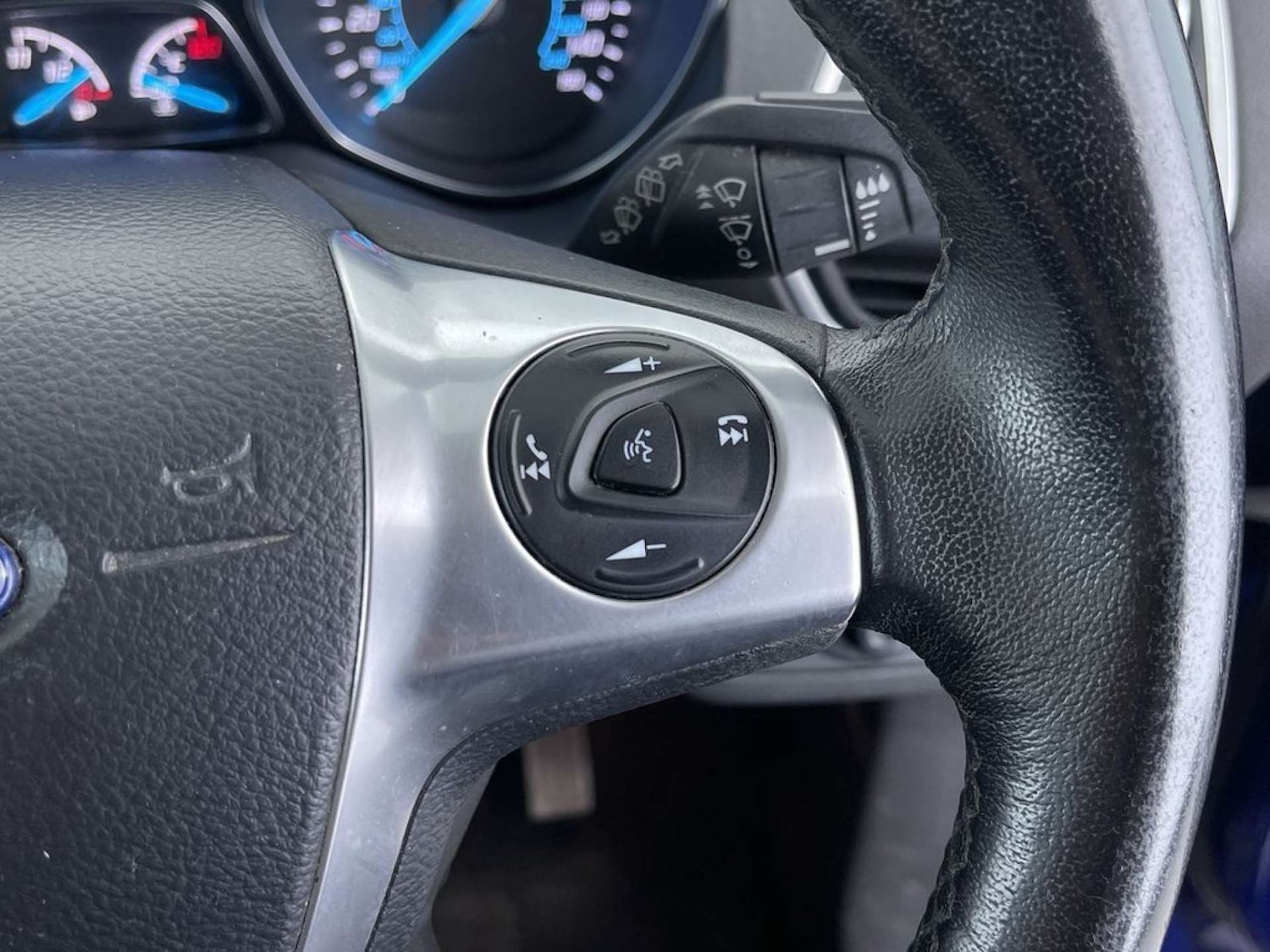 Used Ford Kuga 2015 for sale - 77297275: Photo 49