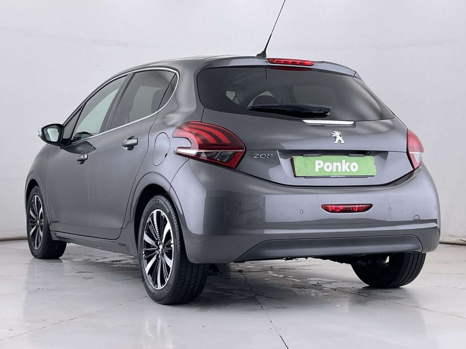 Used Peugeot 208 2018 for sale - 76602093: Photo 3