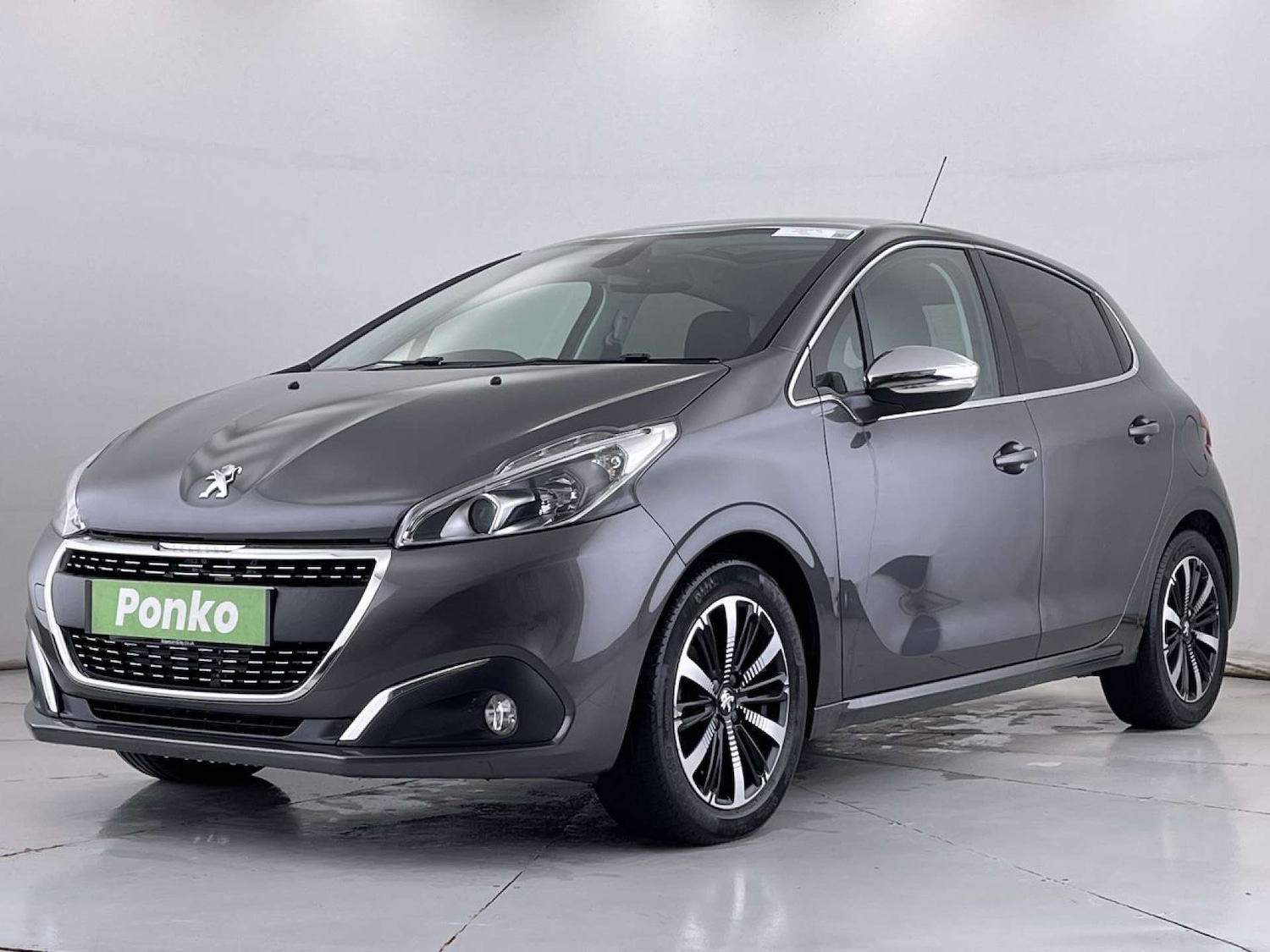 Used Peugeot 208 2018 for sale - 76602093: Photo 4