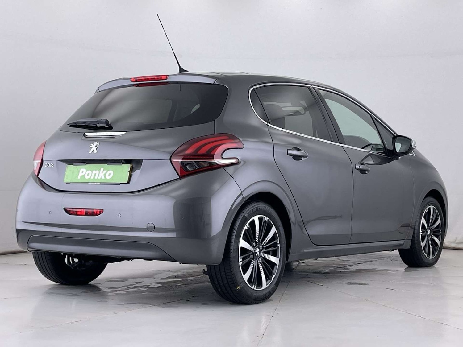 Used Peugeot 208 2018 for sale - 76602093: Photo 5