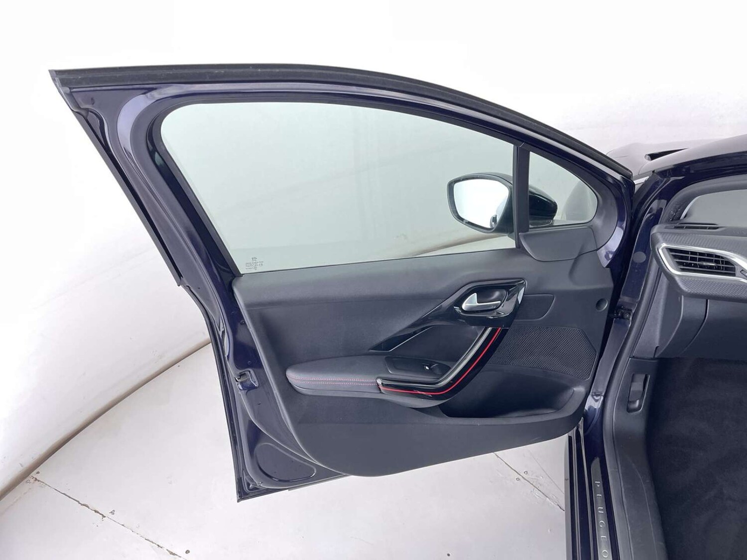 Used Peugeot 208 2018 for sale - 76735781: Photo 27