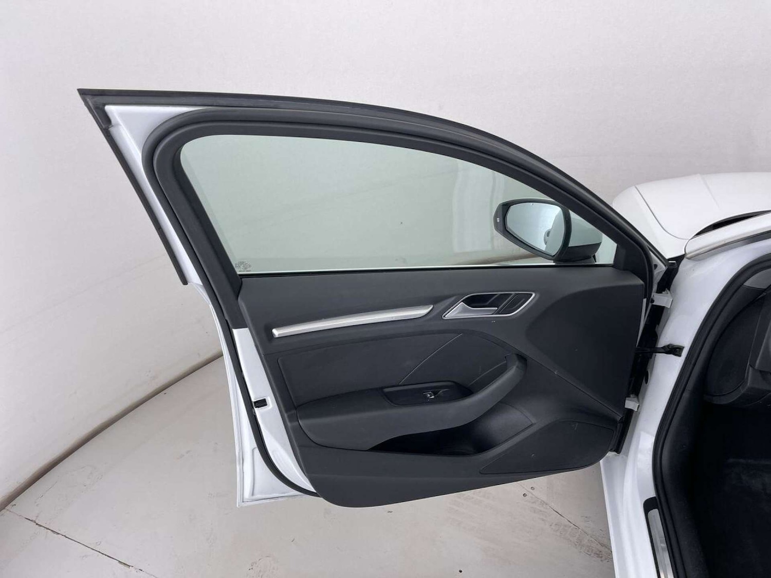 Used Audi A3 2017 for sale - 76429371: Photo 27