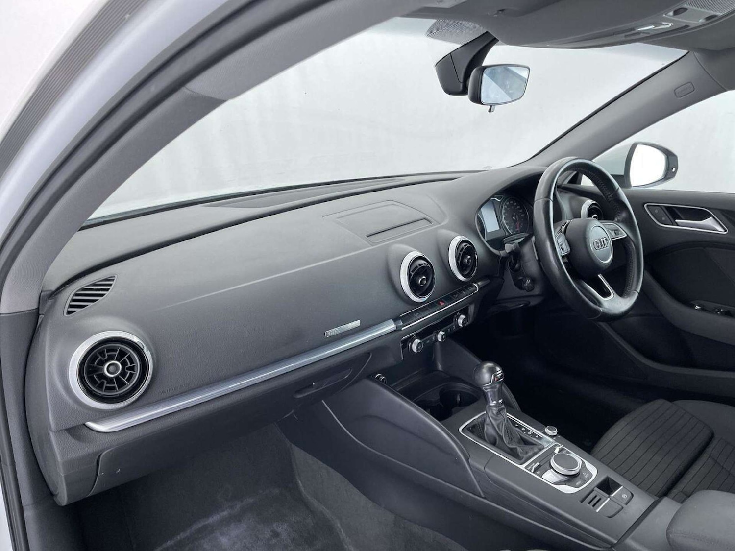 Used Audi A3 2017 for sale - 76429371: Photo 32