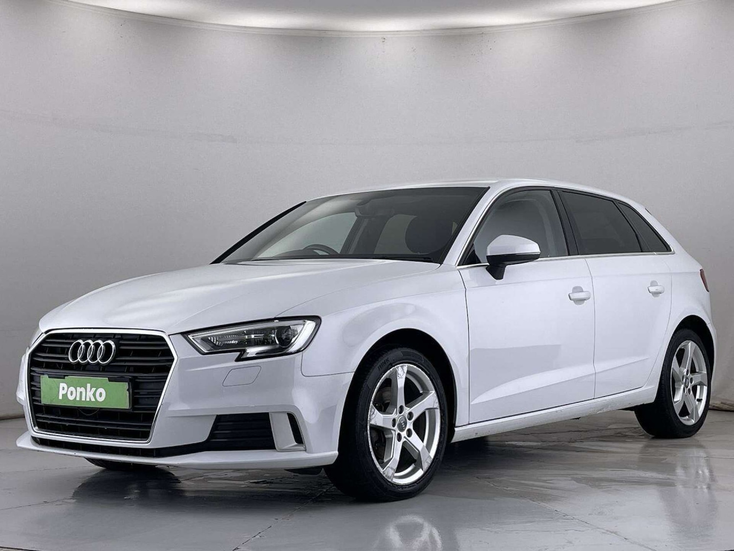 Used Audi A3 2017 for sale - 76429371: Photo 4