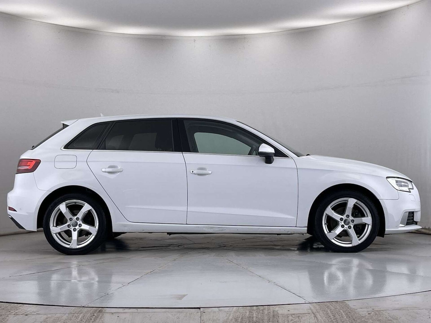 Used Audi A3 2017 for sale - 76429371: Photo 70