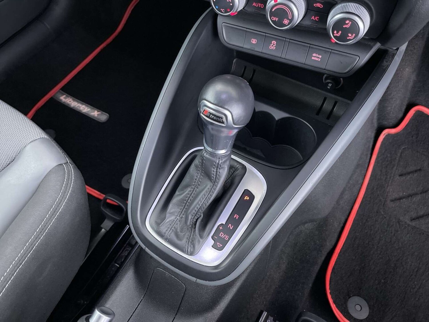 Used Audi A1 2017 for sale - 76961785: Photo 43