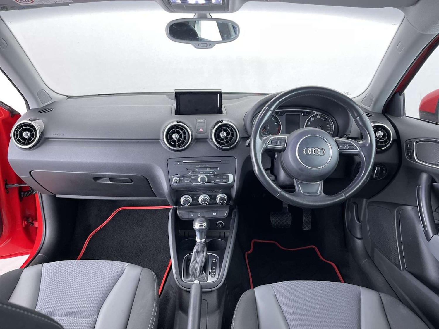 Used Audi A1 2017 for sale - 76961785: Photo 8