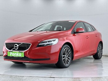 Used Volvo V40 2018 for sale - 77931990: Photo