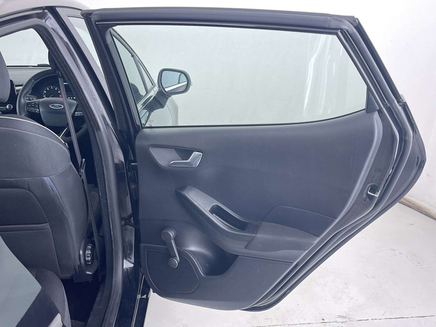 Used Ford Fiesta 2018 for sale - 76547252: Photo 30