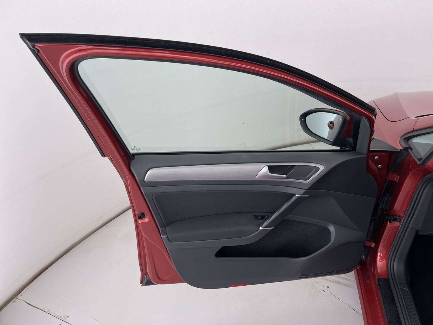 Used Volkswagen Golf 2016 for sale - 76005127: Photo 27