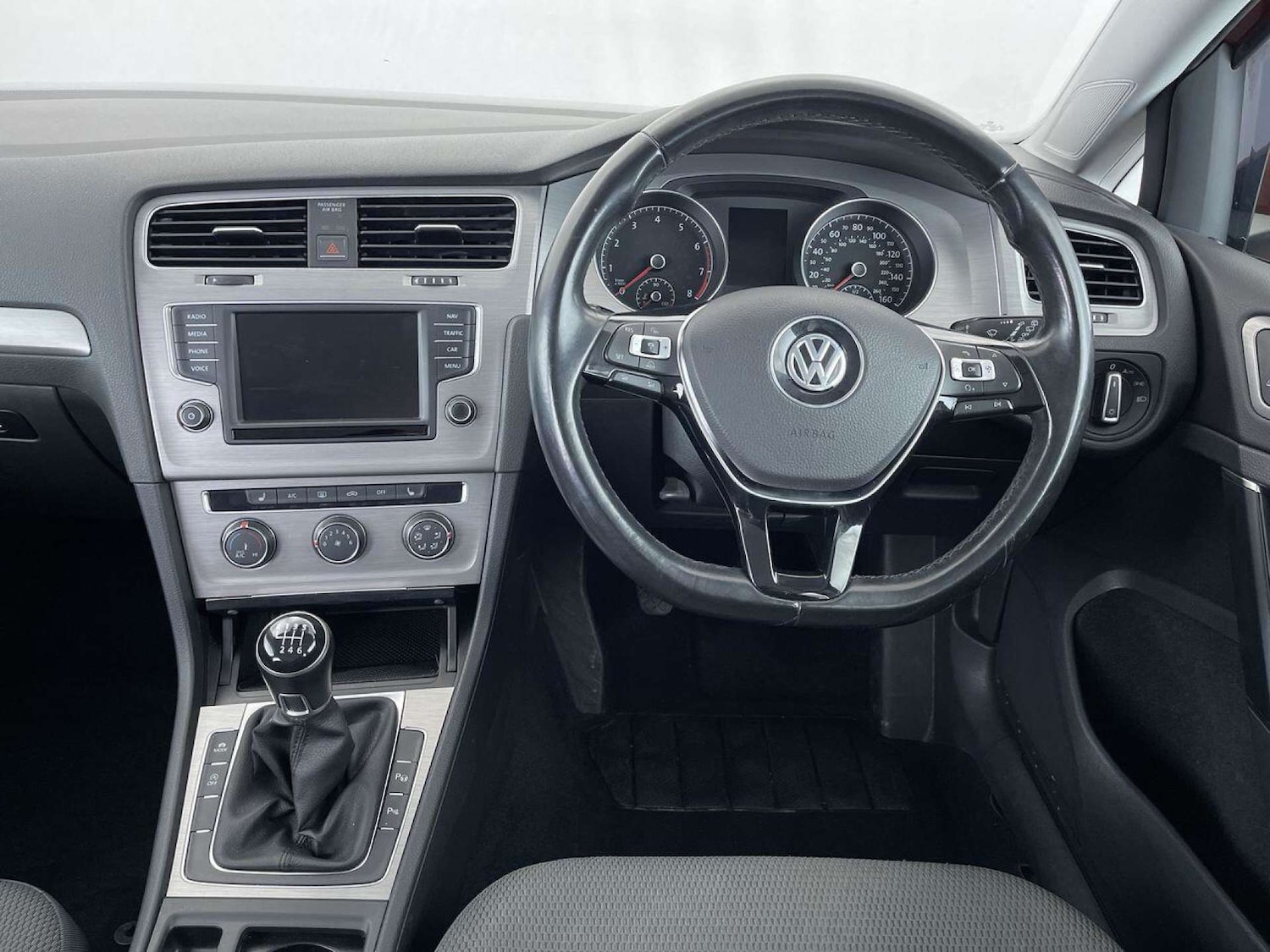 Used Volkswagen Golf 2016 for sale - 76005127: Photo 94