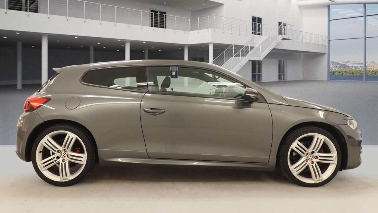 Used Volkswagen Scirocco 2016 for sale - 77963147: Photo 5