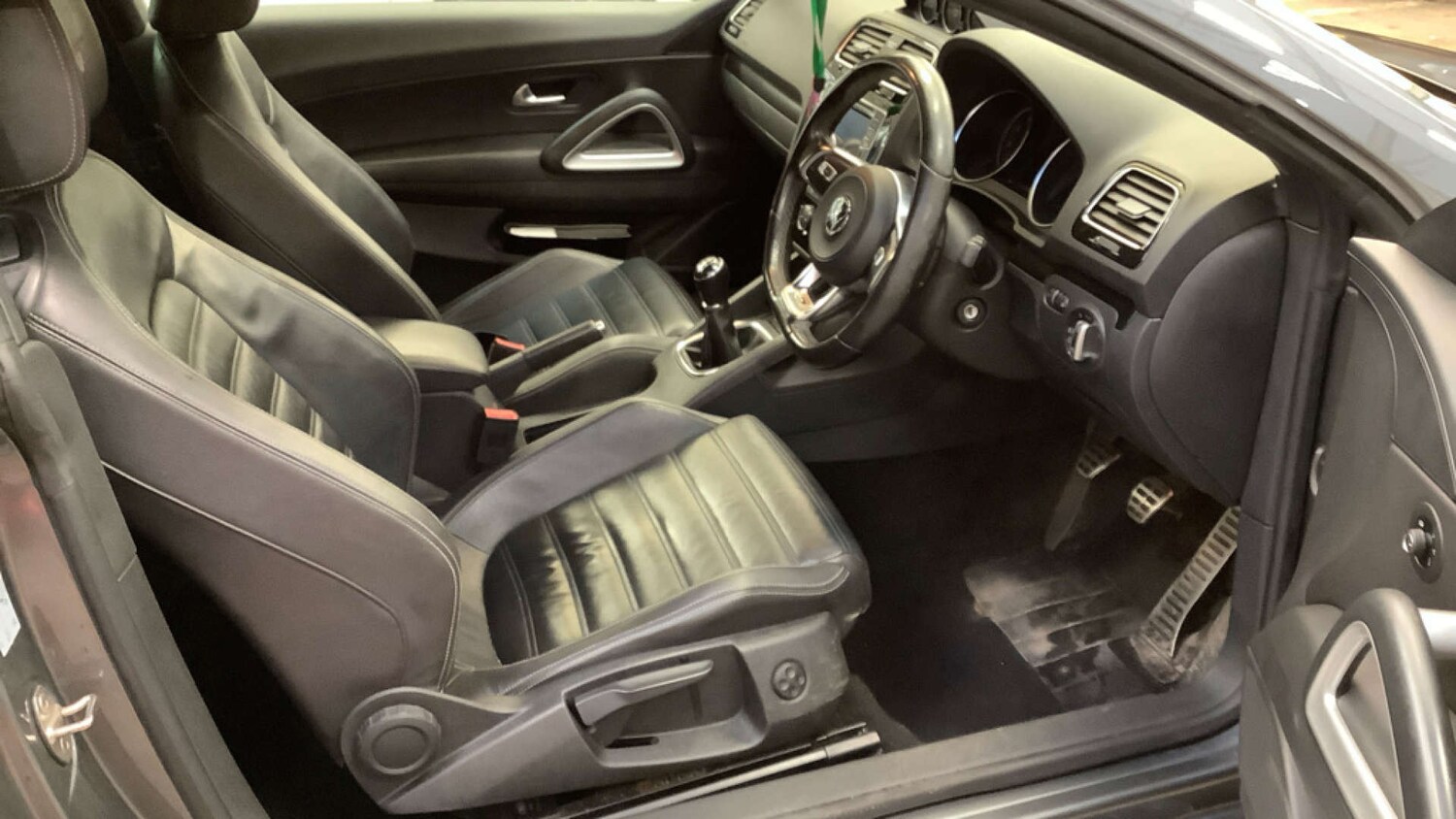 Used Volkswagen Scirocco 2016 for sale - 77963147: Photo 9