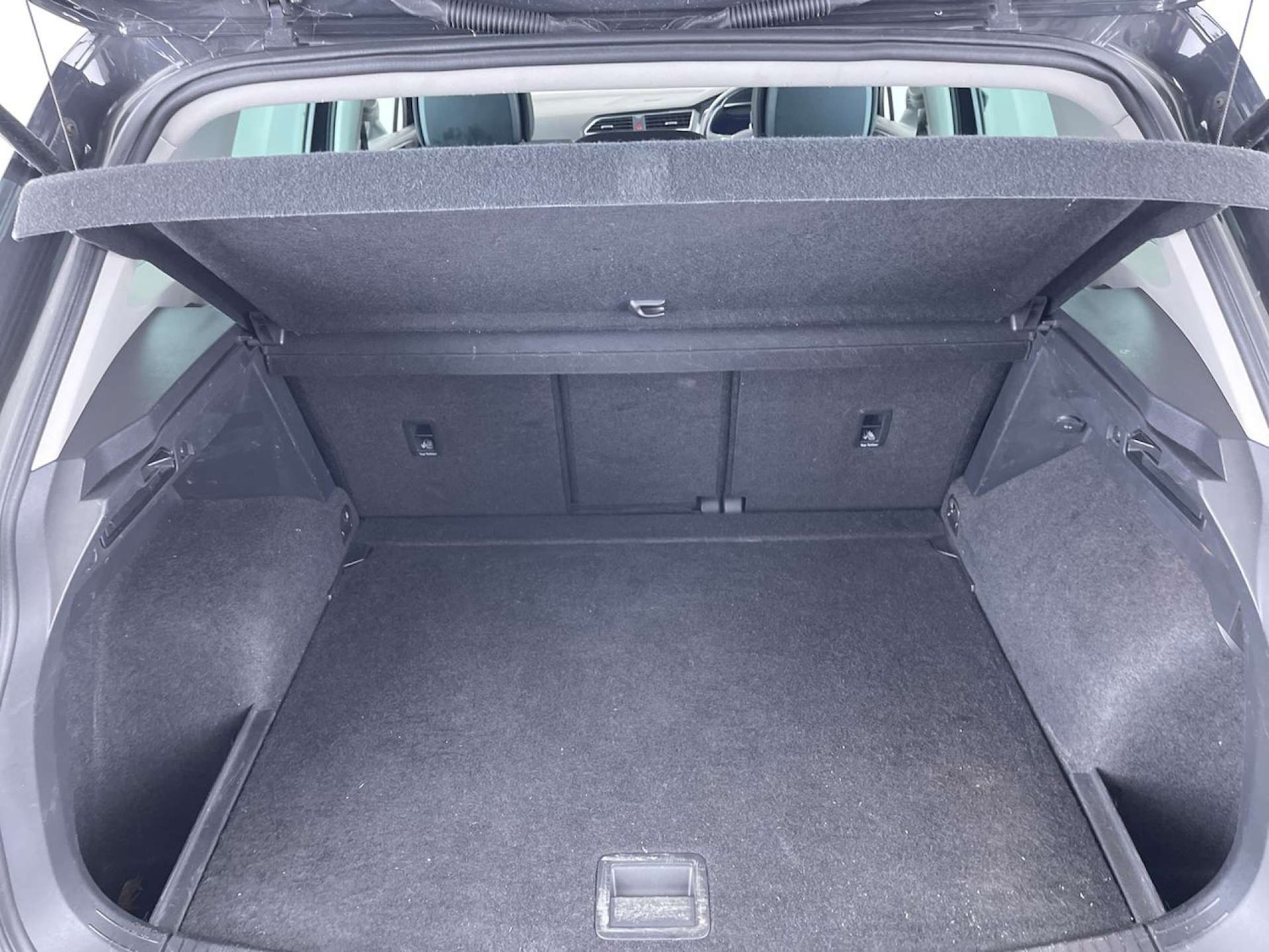 Used Volkswagen Tiguan 2018 for sale - 76637972: Photo 10