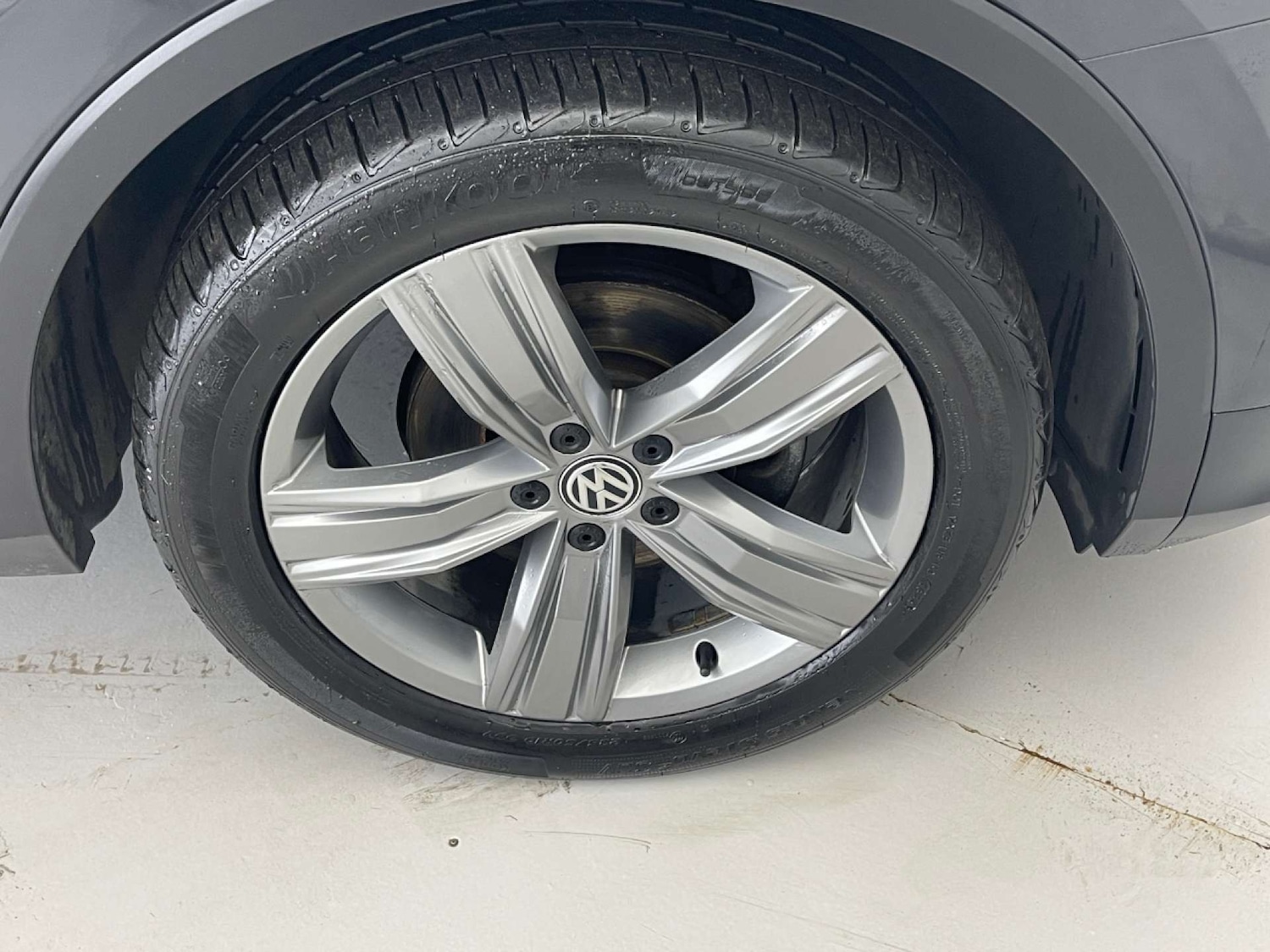 Used Volkswagen Tiguan 2018 for sale - 76637972: Photo 11