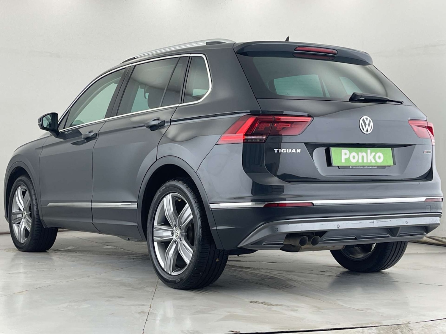 Used Volkswagen Tiguan 2018 for sale - 76637972: Photo 3