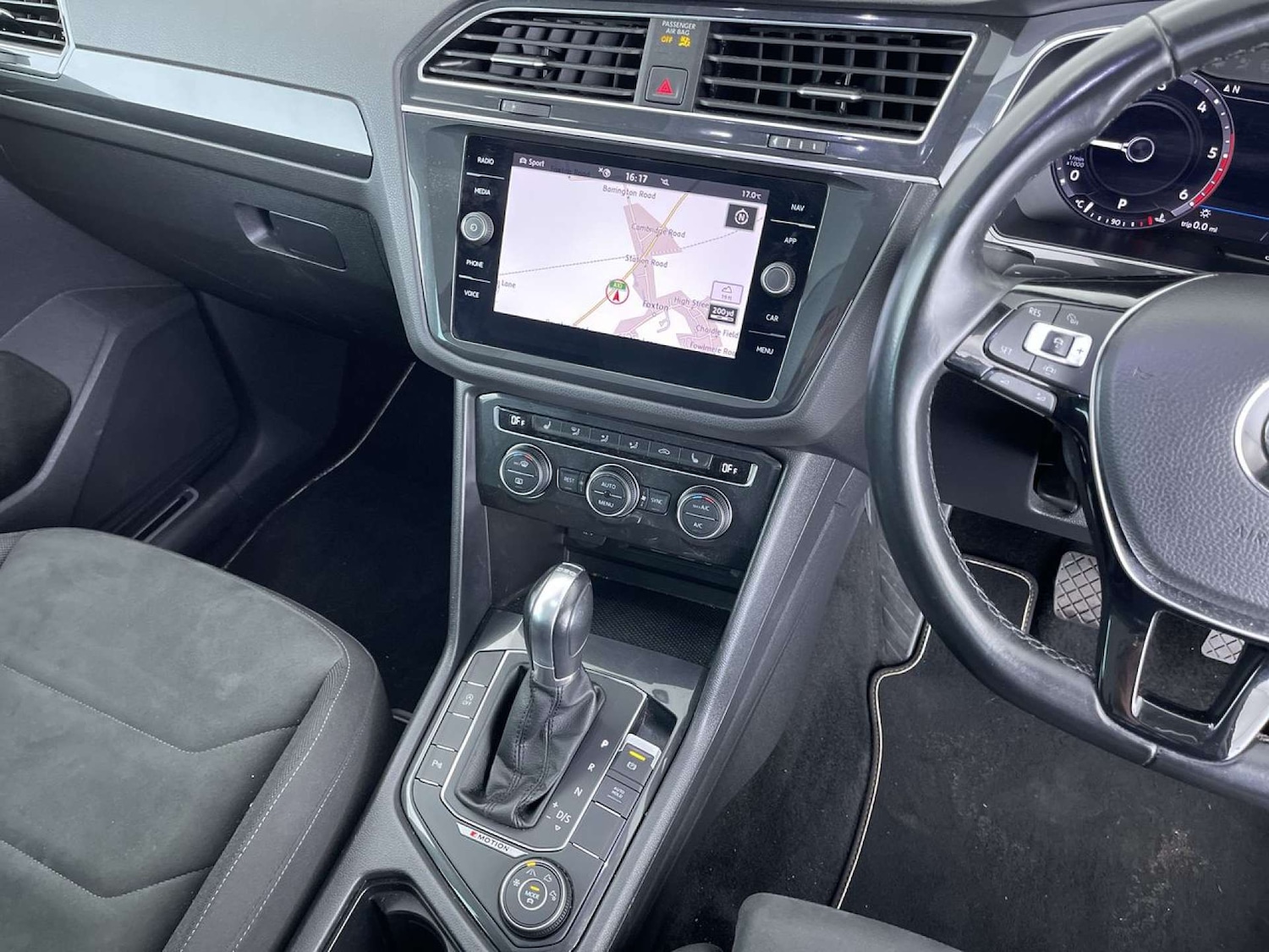 Used Volkswagen Tiguan 2018 for sale - 76637972: Photo 46