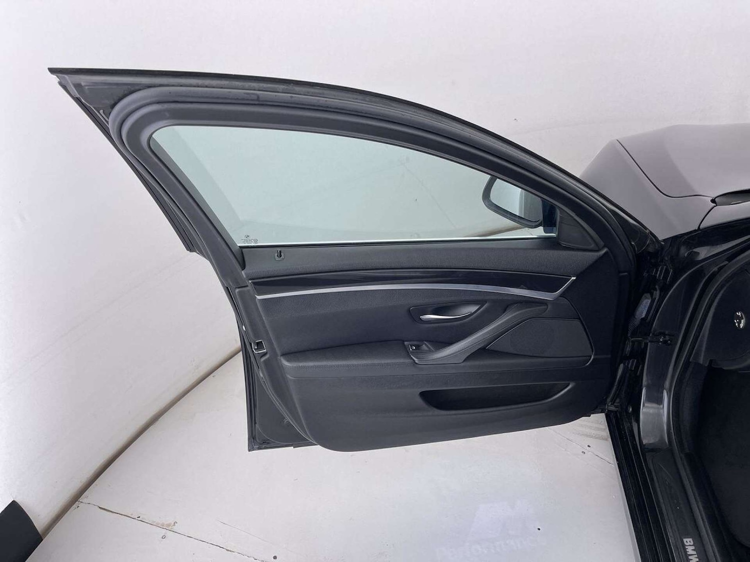 Used BMW 5 Series 2010 for sale - 76542284: Photo 26